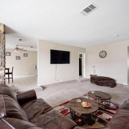 Pool 4 Bedroom 2 Bath Close To Strip Λας Βέγκας Εξωτερικό φωτογραφία